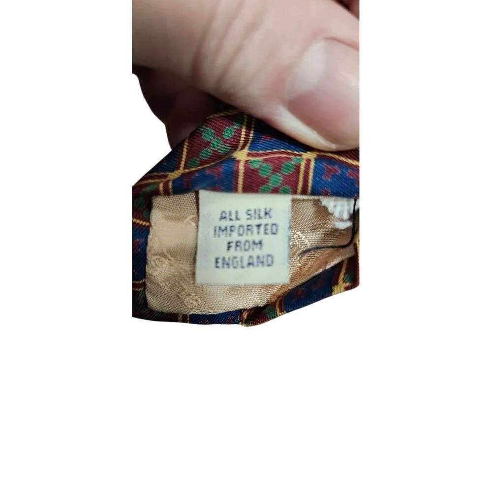 Paul Stuart New York Silk Tie Imported from England Geometric Diamond Pattern